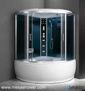 Cabin shower Besar dengan bak mandi dalam untuk merendam
